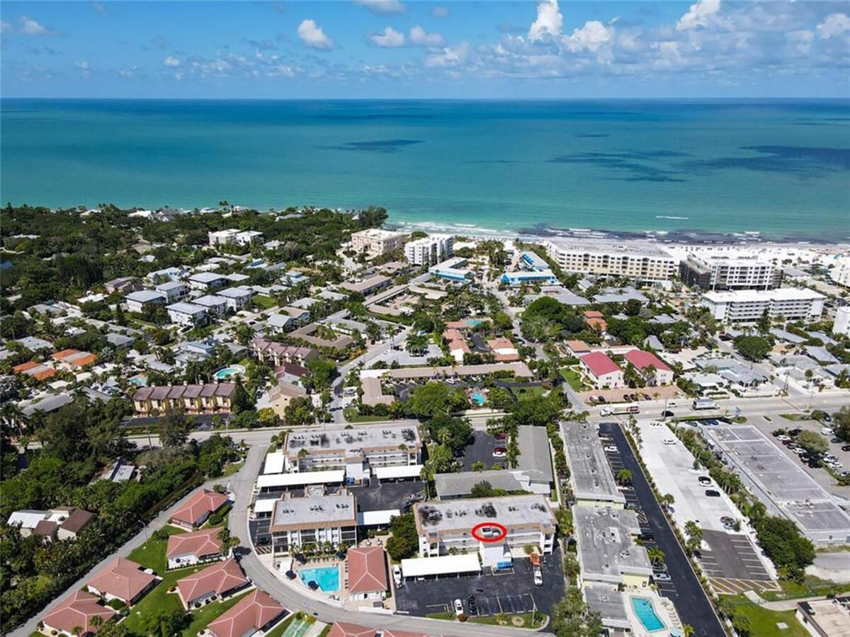 Updated Condo With Pool, Walk To Crescent Beach & Restaurants! Sarasota Extérieur photo