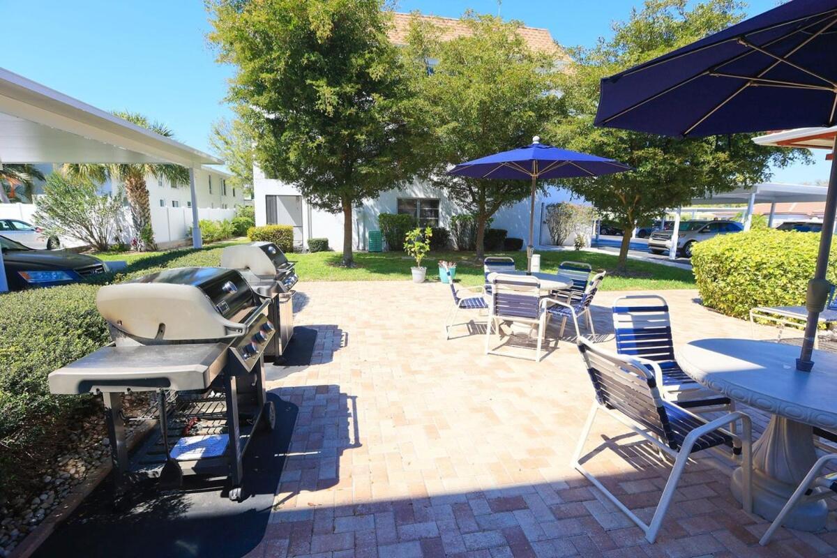 Updated Condo With Pool, Walk To Crescent Beach & Restaurants! Sarasota Extérieur photo